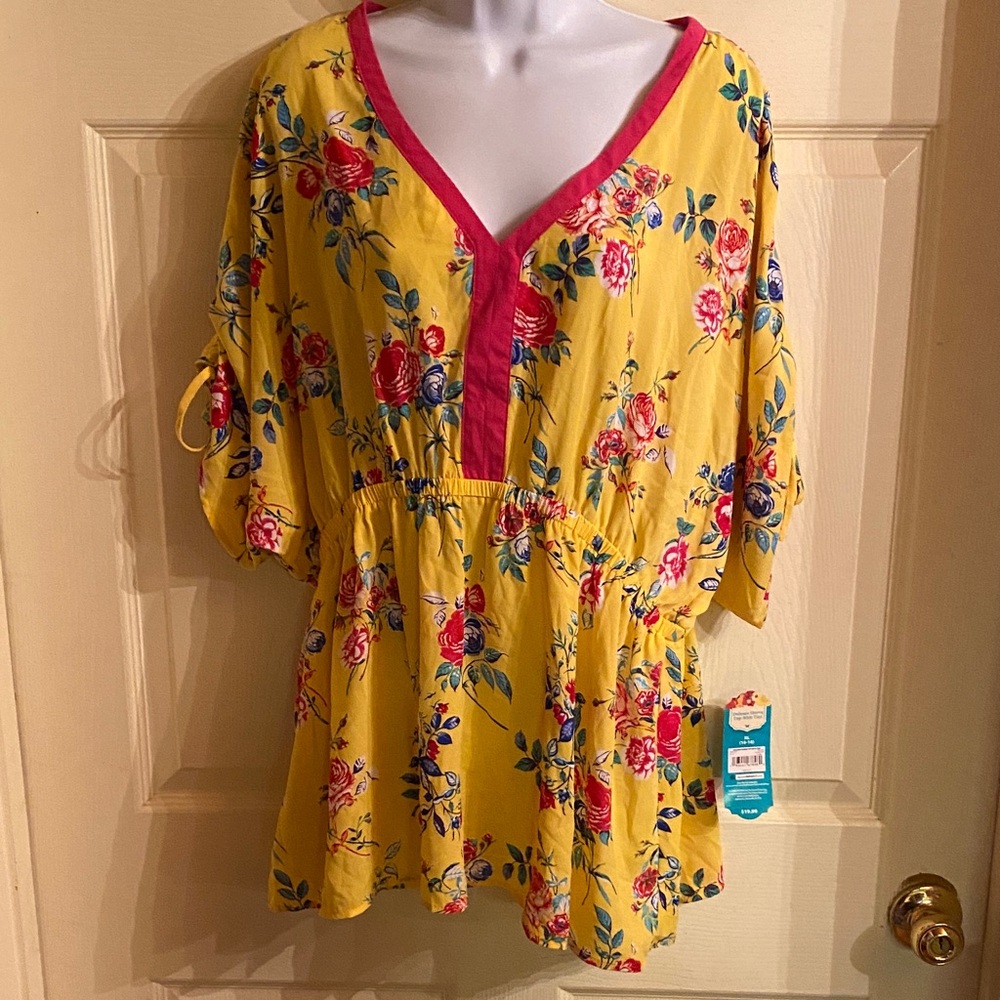 The Pioneer Woman Yellow Floral V-Neck Tunic with Pink Trim